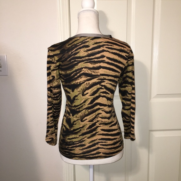 Lynn Ritchie Tiger Print Top - Picture 3 of 6